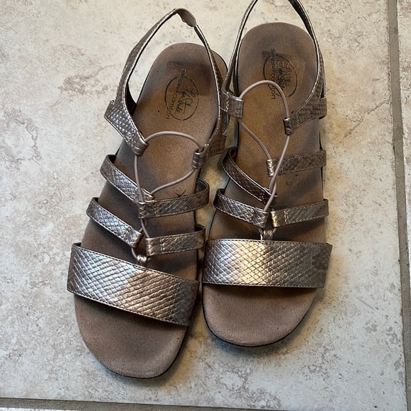 Life Stride Shoes - LifeStride Women’s Eleanora Gladiator Sandal size 10